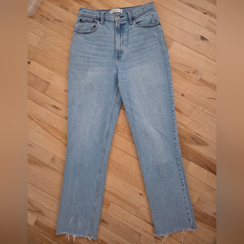 Abercrombie Light Blue Women's High-Rise Straight Jeans